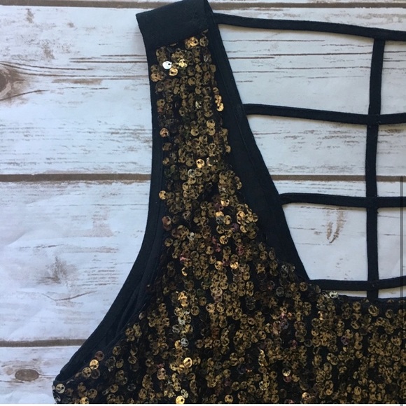 Nordstrom Gold Sequin party top ✨🖤🌙 - Picture 6 of 6